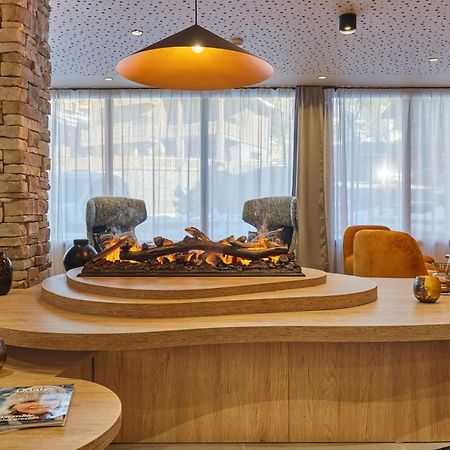 Residence Prestige Odalys Le Mont D'Орон Экстерьер фото