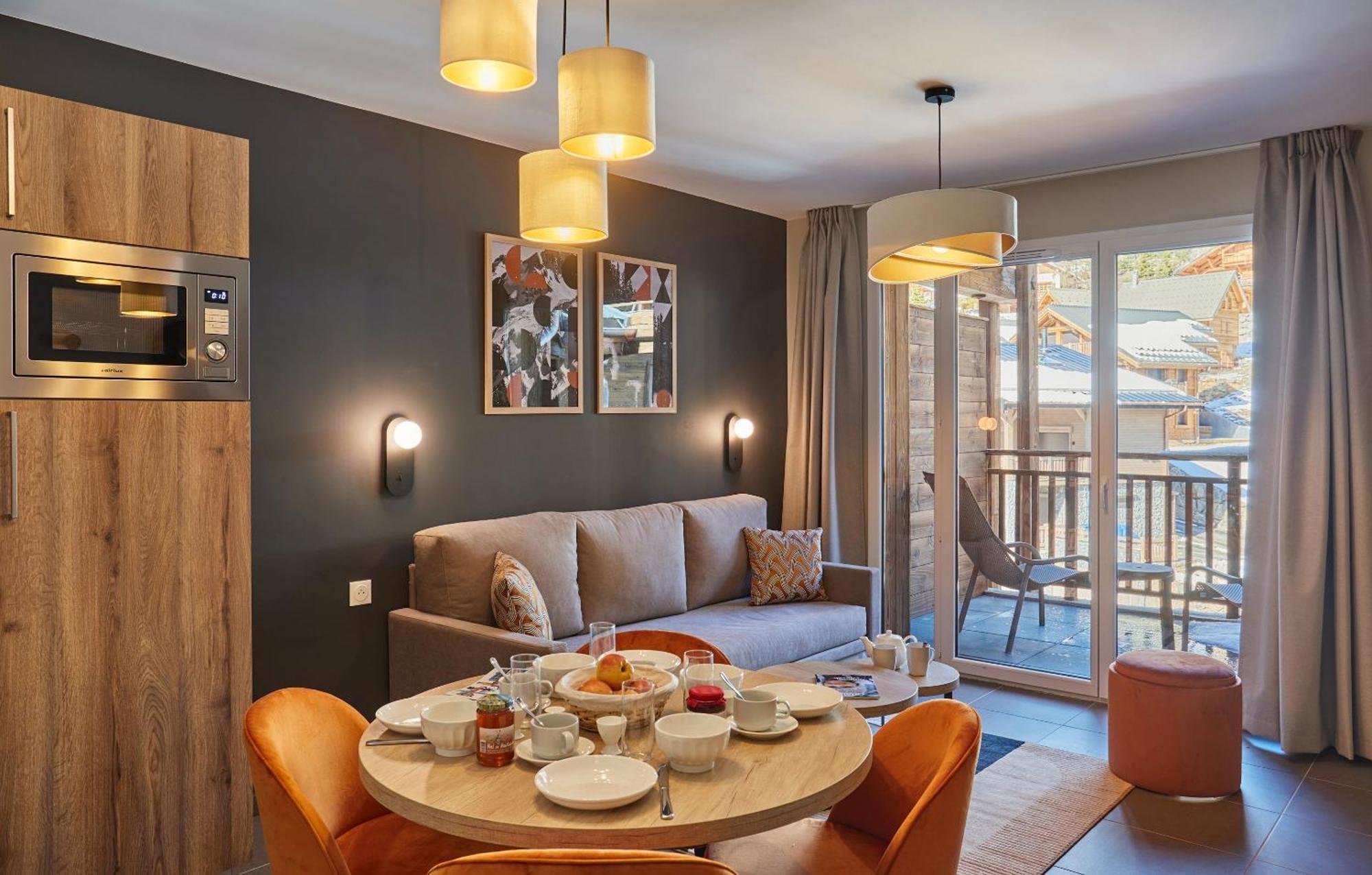 Residence Prestige Odalys Le Mont D'Орон Экстерьер фото