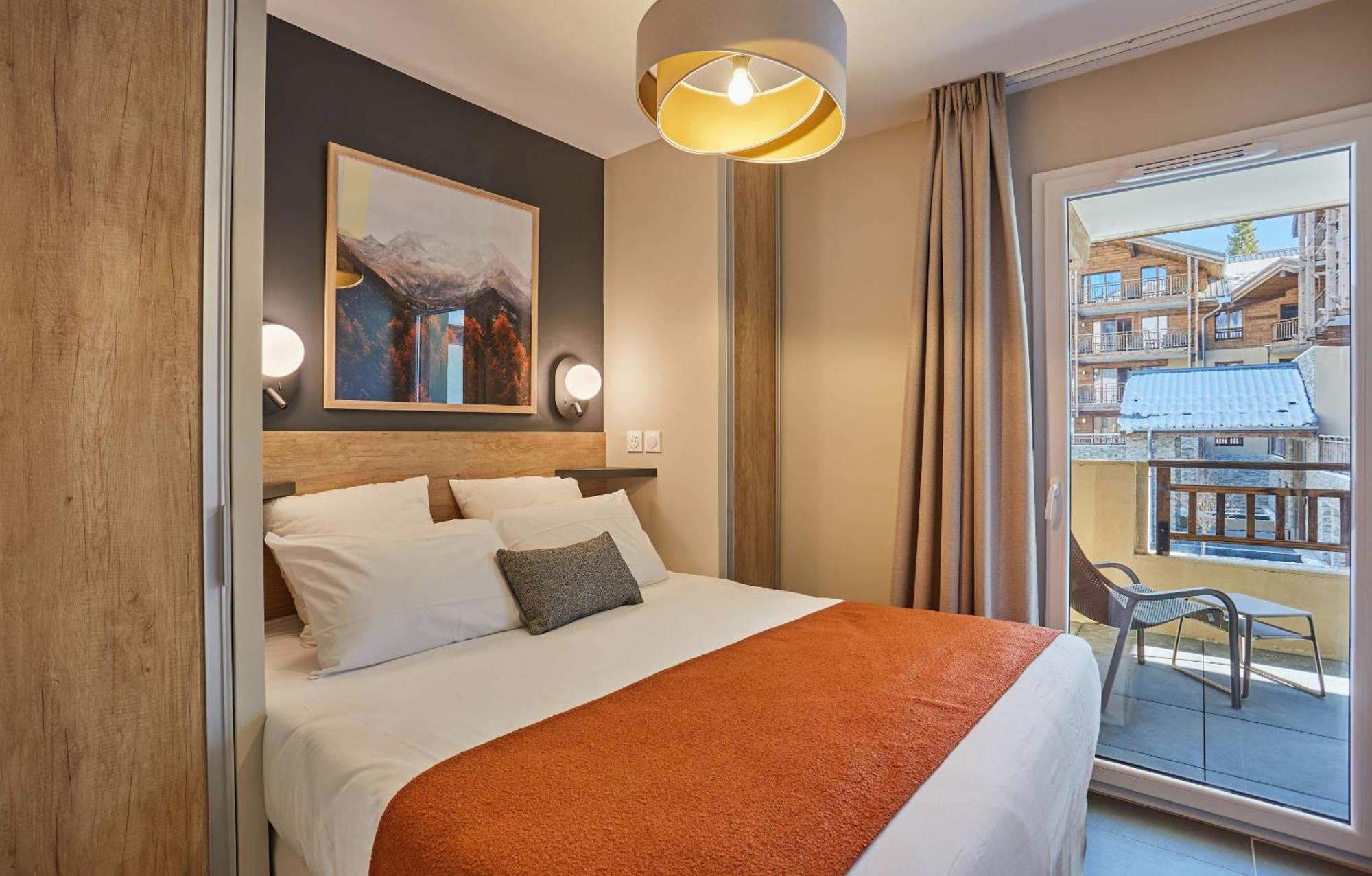 Residence Prestige Odalys Le Mont D'Орон Экстерьер фото