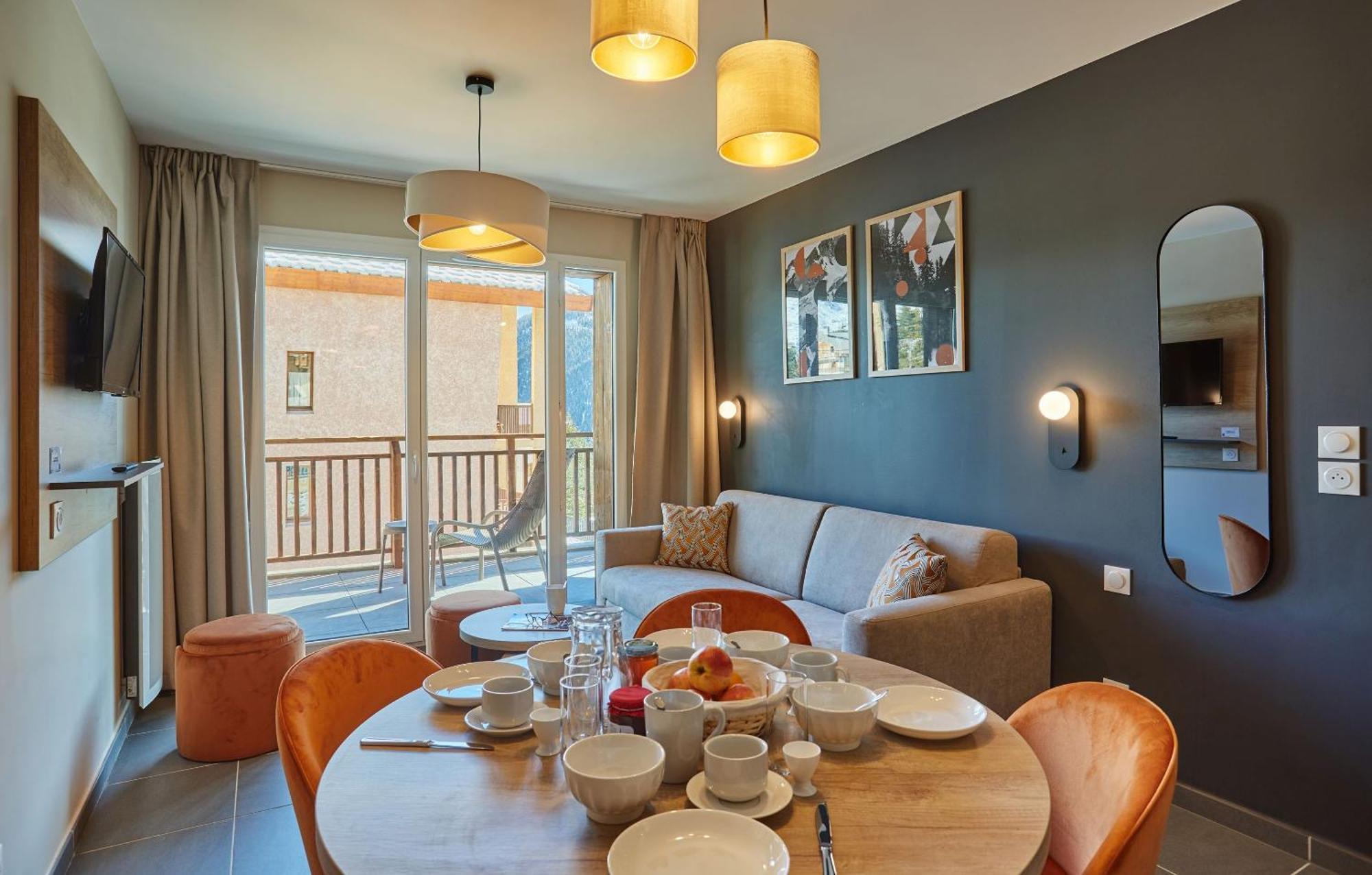 Residence Prestige Odalys Le Mont D'Орон Экстерьер фото